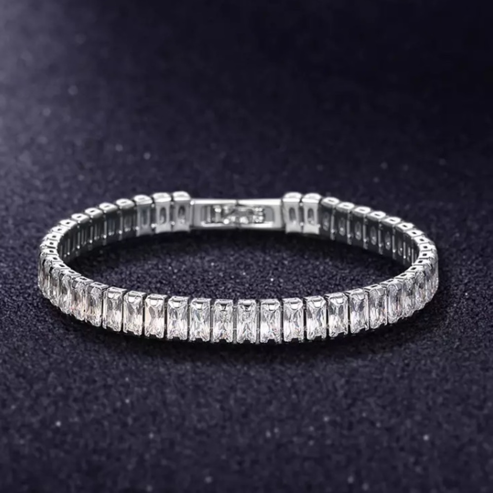🌟 Tennis Bracelet